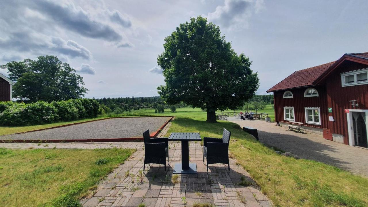 Kiladalens Golf & Lodge Nyköping Buitenkant foto
