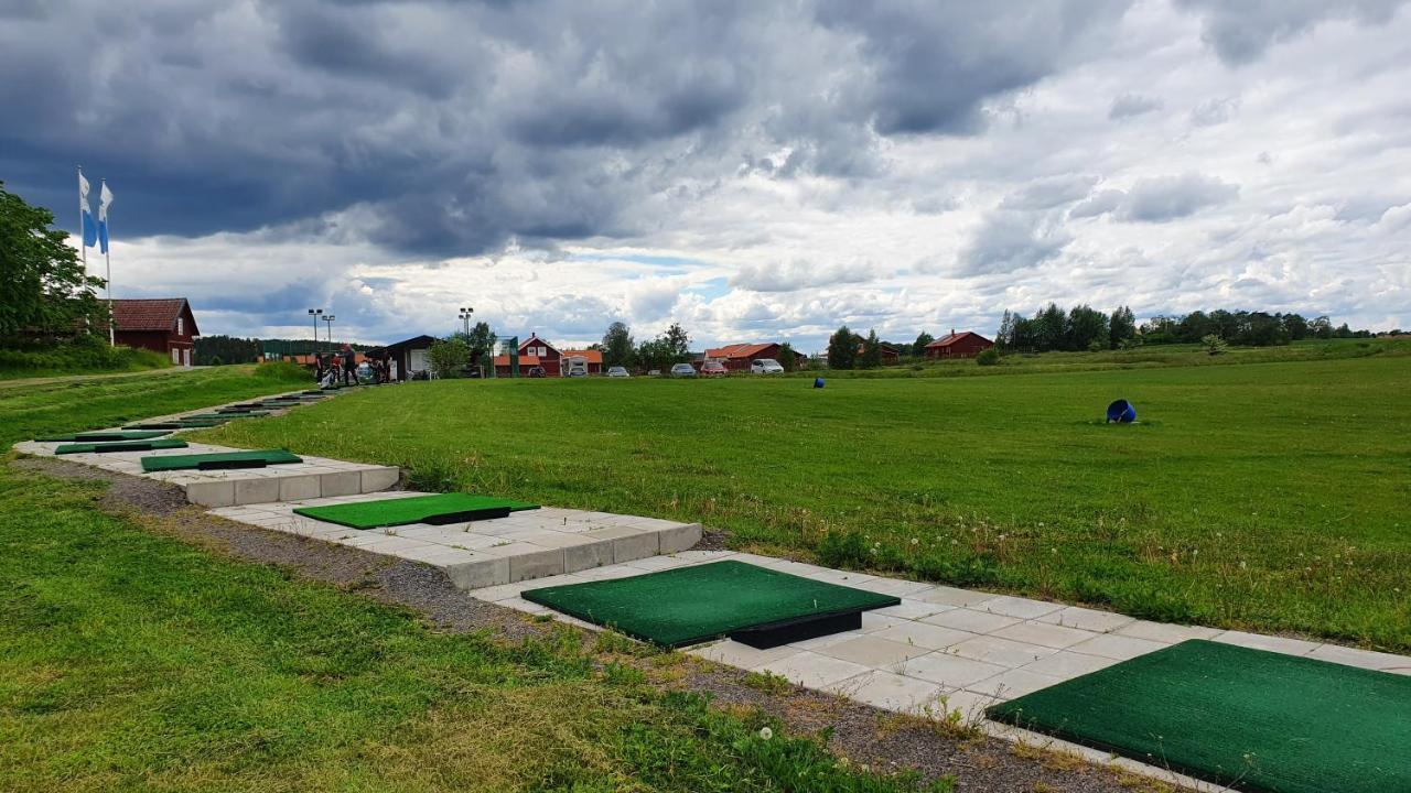 Kiladalens Golf & Lodge Nyköping Buitenkant foto